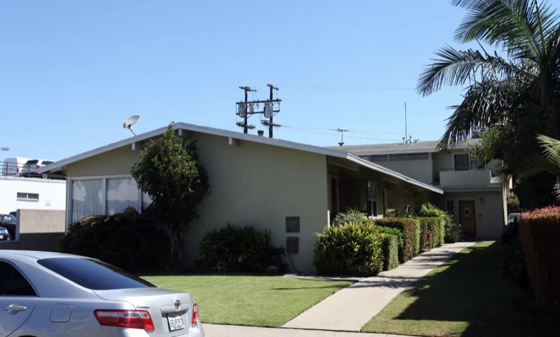 1526 S Westgate Ave in West LA, closed multifamily sale