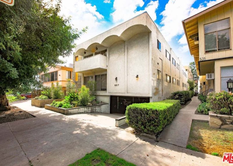 527 N Orlando Ave in Beverly Grove, closed multifamily sale